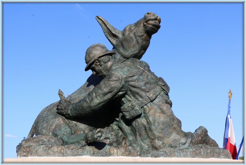 Statue_site-02