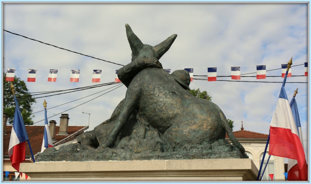 Statue_site-03